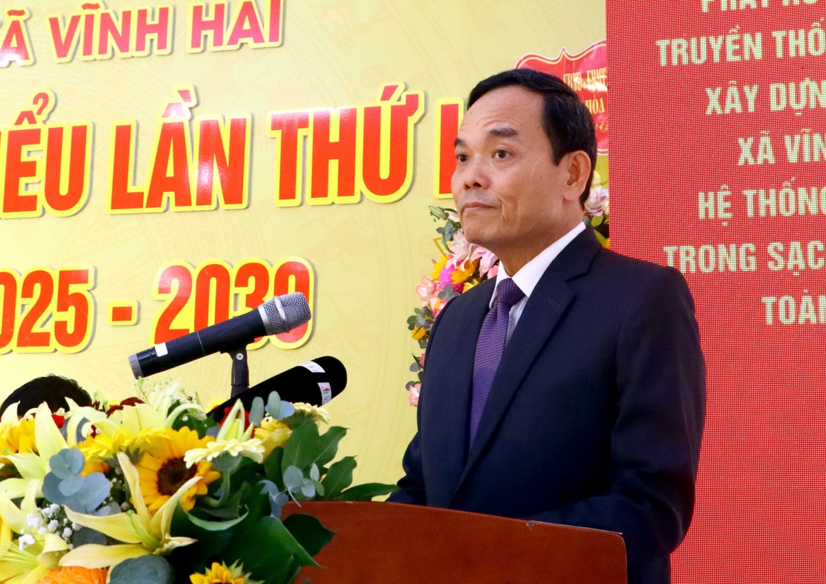 Ông Trần Lưu Quang dự Đại hội Đảng bộ xã Vĩnh Hải, nơi quy hoạch điện hạt nhân